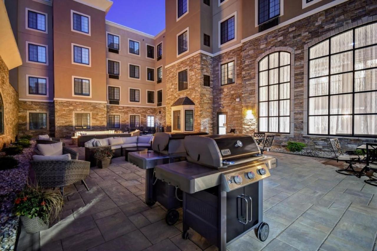 Staybridge Suites - Southgate - Detroit Area By Ihg Εξωτερικό φωτογραφία