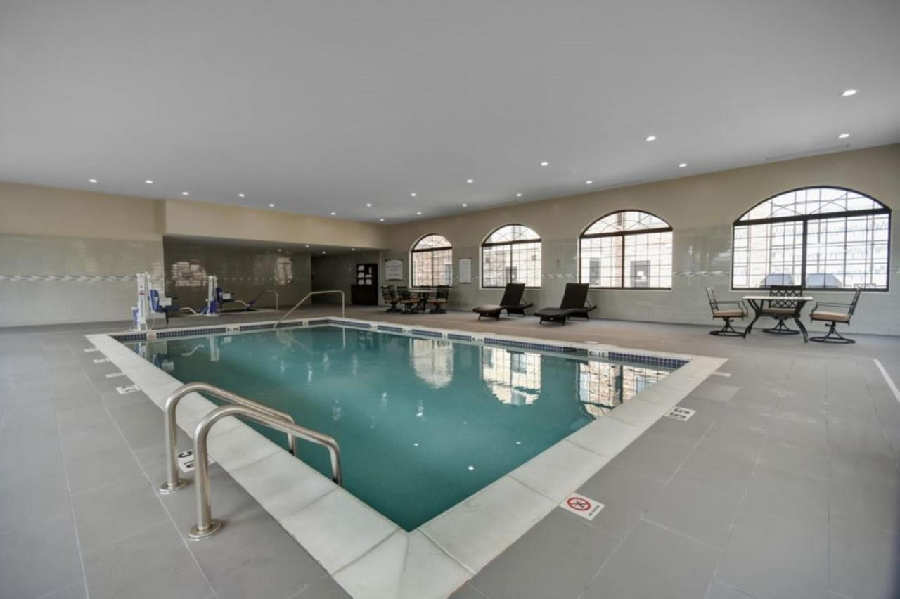 Staybridge Suites - Southgate - Detroit Area By Ihg Εξωτερικό φωτογραφία